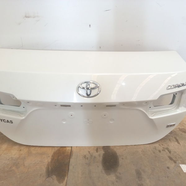 Tampa Traseira Toyota Corolla 1.8 Gli 2016