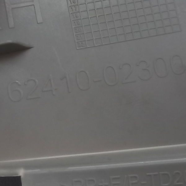 Moldura Coluna Central Lado Direito Corolla 1.8 Gli 2016