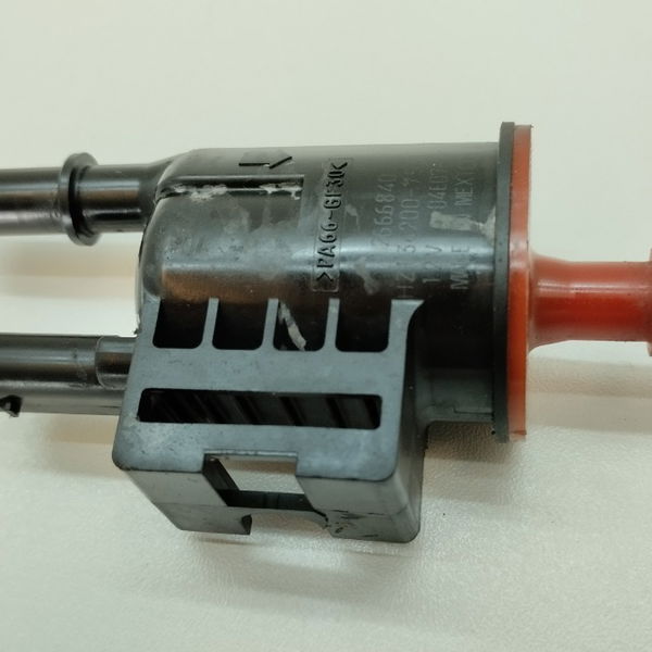 Valvula Solenoide Canister Chevrolet Onix 10tat Pr2 2022