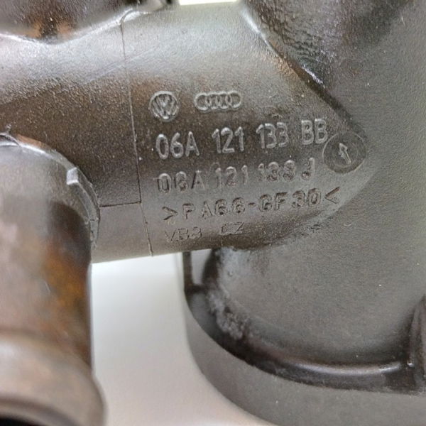 Carcaça Valvula Termostatica Audi A3 1.8 2005
