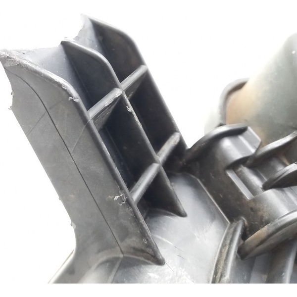 Caixa Filtro Do Ar C/detalhe Hilux Sw4 2011