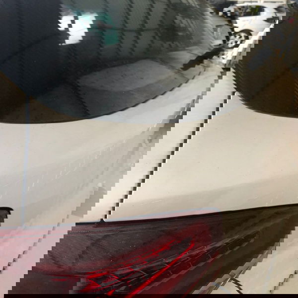 Tampa Traseira C/vidro Onix Premier 2023