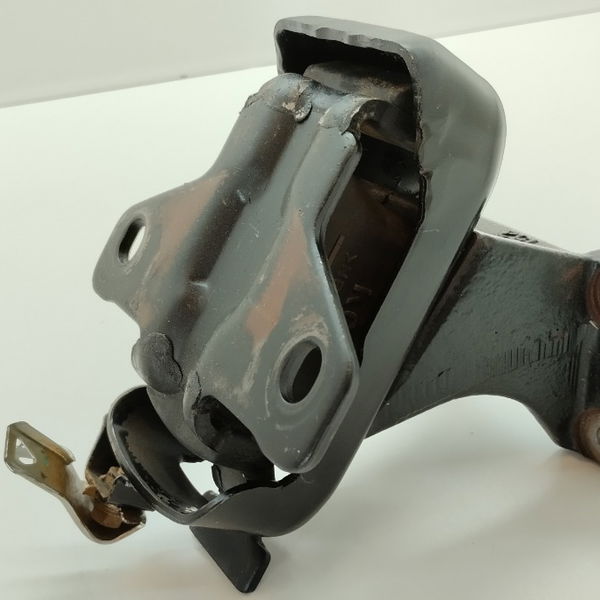Coxim Do Motor Hilux Srv 3.0 Diesel 2015