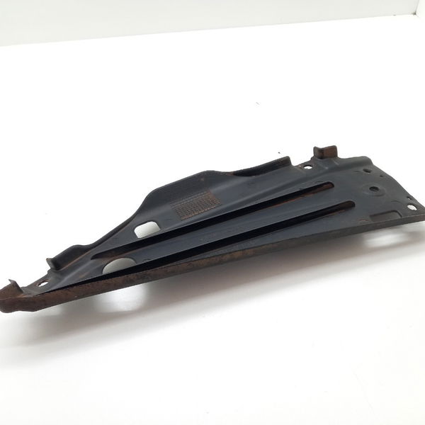 Suporte Lameiro Lado Esquerdo Hilux Sw4 2020