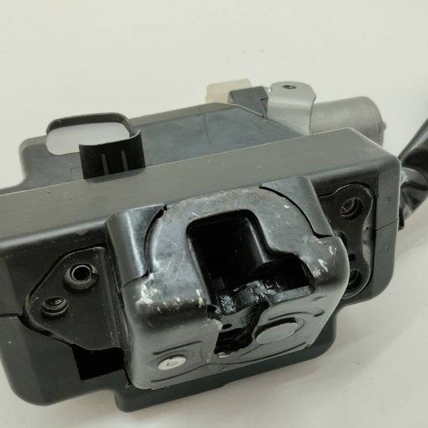 Fechadura Tampa Traseira Hilux Sw4 2016