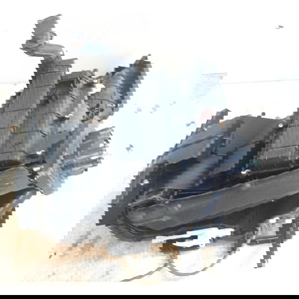 Caixa Evaporadora Do Ar Com Detalhe Siena Essence 1.6 2018