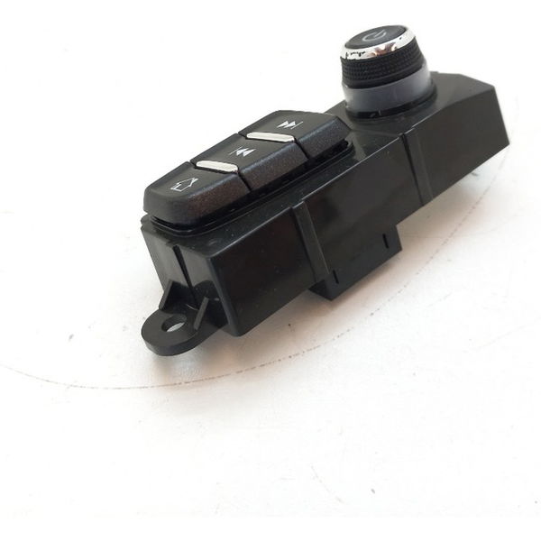 Botão Moldura Painel Central Gm Onix 2019