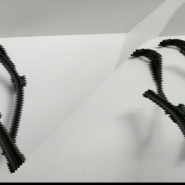 Par Braço Limpador Parabrisa Chevrolet Tracker 2021