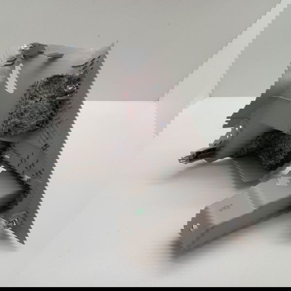 Suporte Do Bagagito Traseiro Esquerdo Onix Lt 1.4 2018