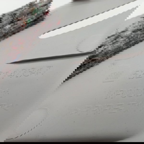 Suporte Do Bagagito Traseiro Direito Onix Lt 1.4 2018