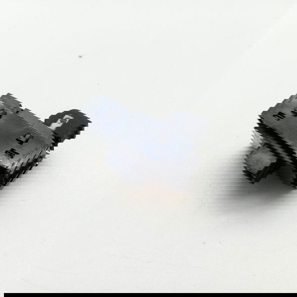 Botão Do Vidro Dianteiro Direito Onix 1.0 2022