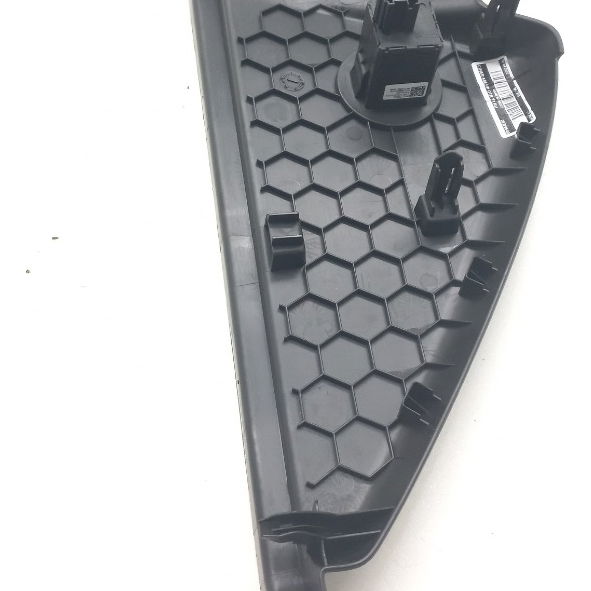 Acabamento Painel Lado Direito Gm Onix Turbo 2023