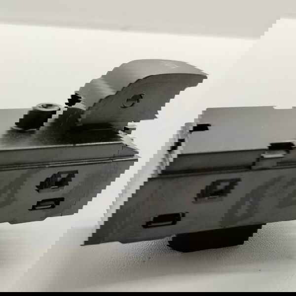 Botão Vidro Dianteiro Direito Chevrolet Onix Turbo 2023