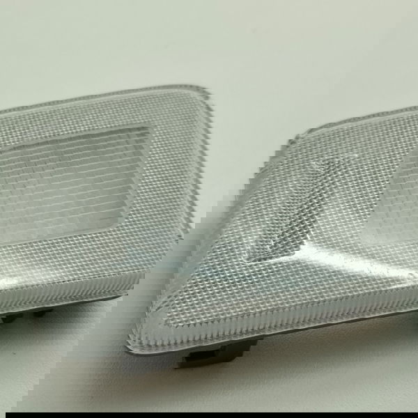 Lente Luz De Teto Lado Direito Hyundai Hb20 1.6 Comf 2019