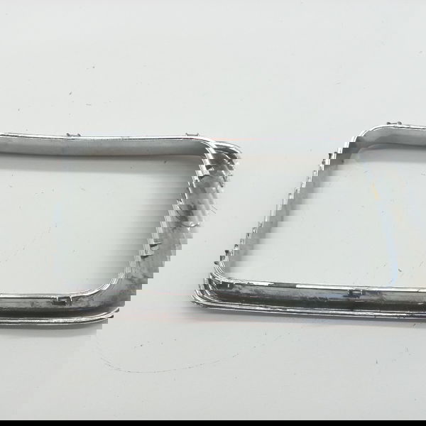 Moldura Cromado Lado Direito Detalhe Grand Cherokee 3.0 2015