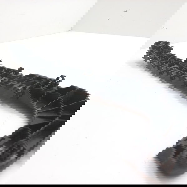 Guia Do Parachoque Traseiro Esquerdo Grand Cherokee 3.0 2015
