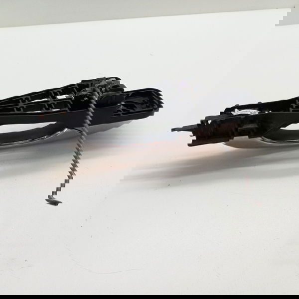 Maçaneta Externa Tras Dir Grand Cherokee 3.0 V6 Diesel 2015