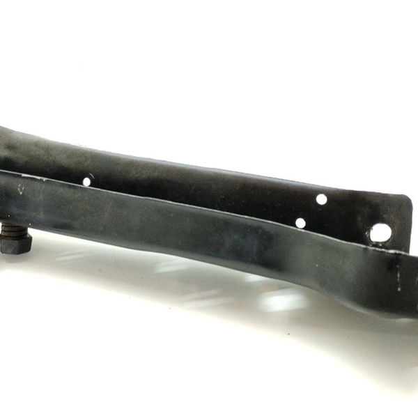 Suporte Esquerdo Painel Frontal Grand Cherokee 3.0 2015
