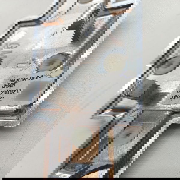 Emblema Chevrolet / Chevrolet Onix Lt 1.4 2018
