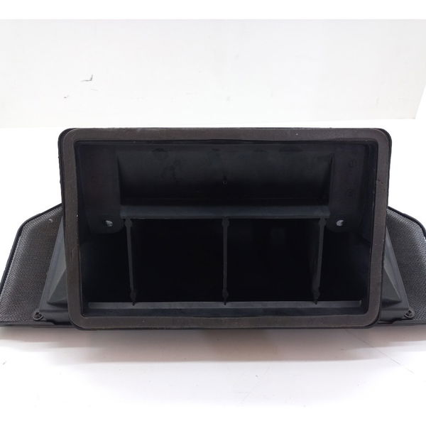 Acabamento Caixa Filtro De Ar Detalhe Ford Courier 1.6 2012