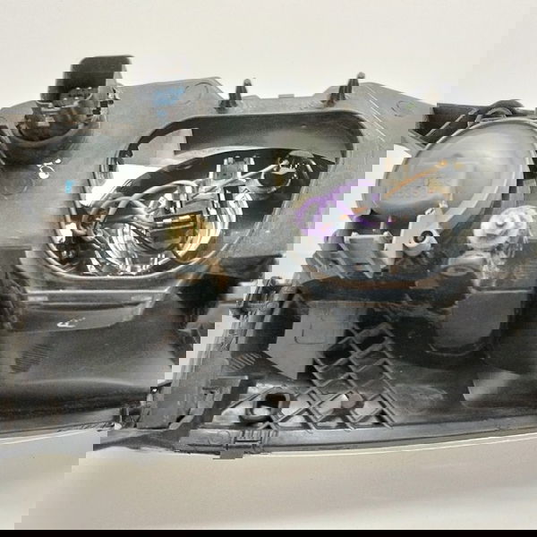 Farol Direito Original Com Detalhe Ford Courier 1.6 2012