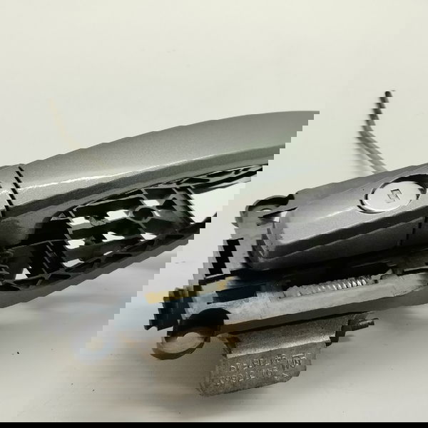 Maçaneta Externa Dianteira Esquerda Chevrolet Agile Ltz 2012