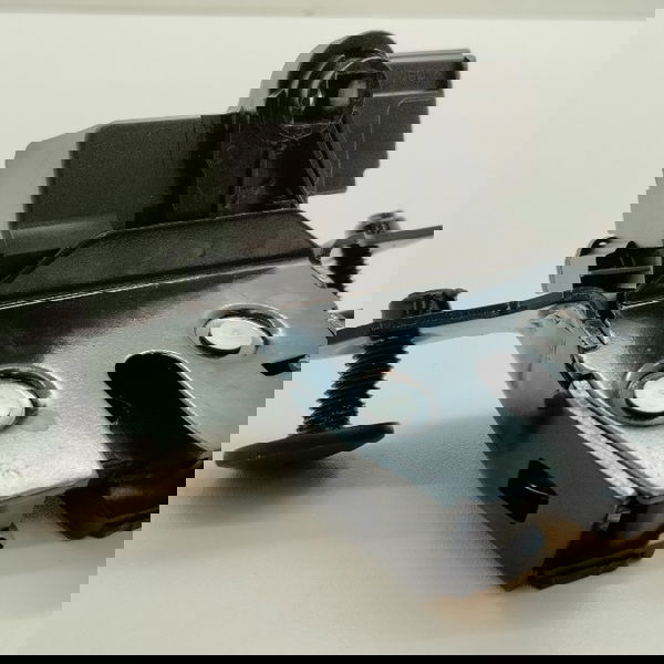 Fechadura Tampa Traseira Chevrolet Onix Turbo 2023