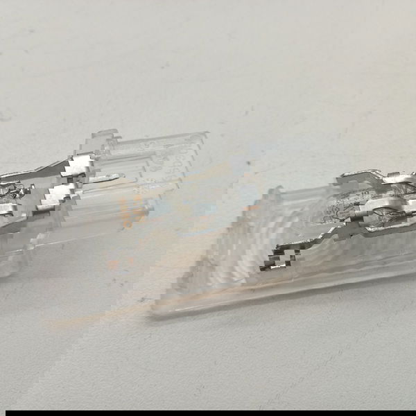 Luz Cortesia Do Porta Malas Gm Onix 1.0 2023