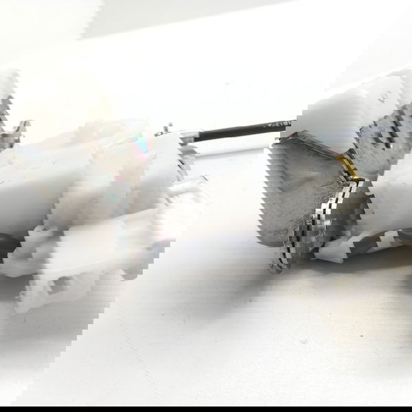 Fechadura Tampa Traseira Honda Wrv Ex 1.5 2021
