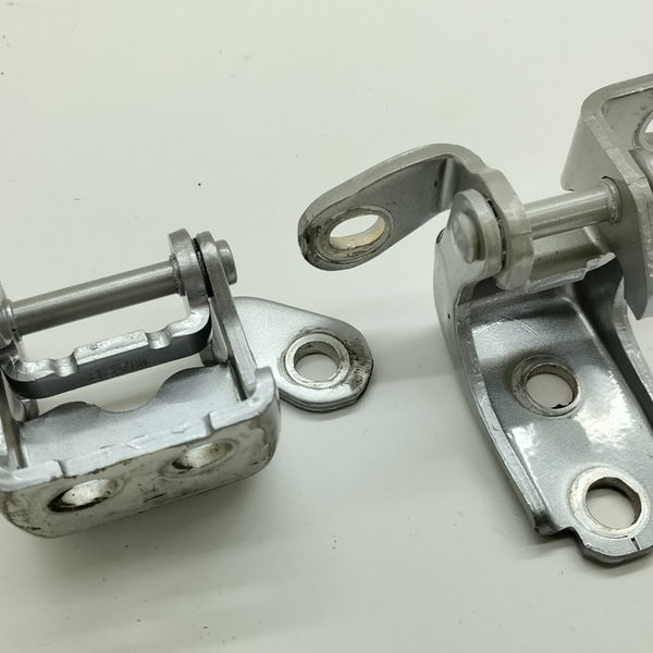 Dobradiça Da Porta Traseira Direita Honda Wrv Ex 1.5 2021