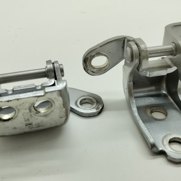 Dobradiça Da Porta Traseira Direita Honda Wrv Ex 1.5 2021