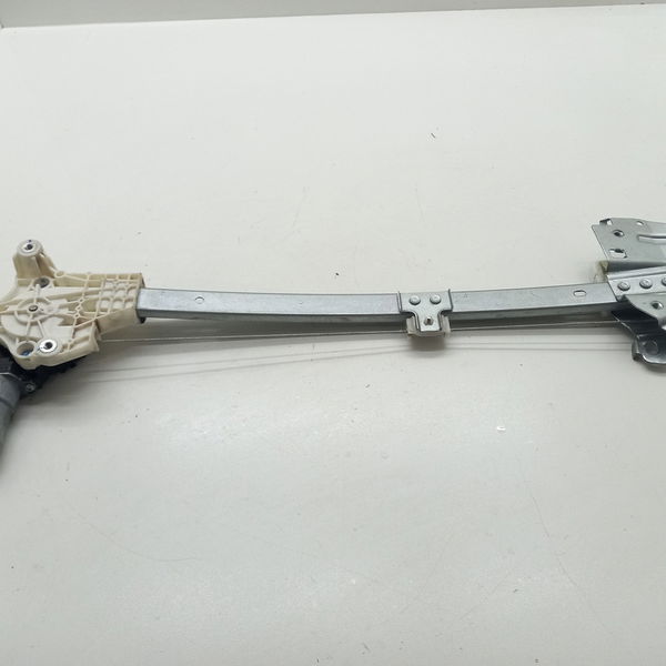Máquina De Vidro Traseira Esquerda Honda Wrv Ex 1.5 2021