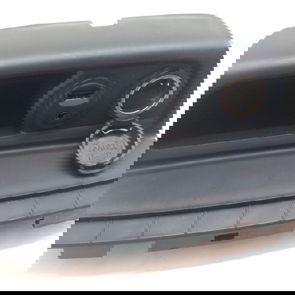 Acabamento Tomada Usb Do Painel Peugeot Griffe 1.6 2008 2016