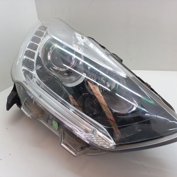 Farol Direito Com Xenon Com Detalhe Citroen Ds5 2013 2016