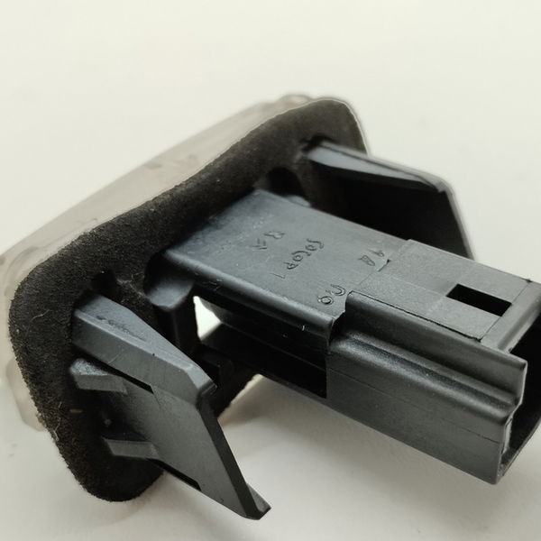 Luz De Placa Peugeot 207 Passion Xr S 2010