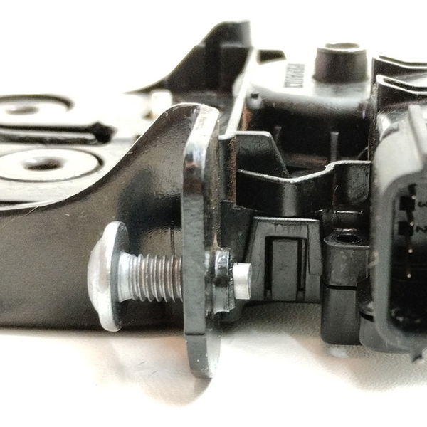 Fechadura Tampa Traseira Renault Fluence 2.0 2014