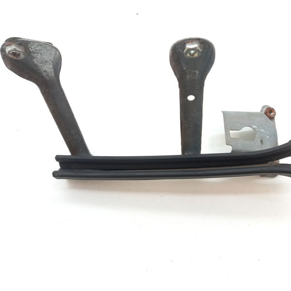 Guia Do Vidro Dianteiro Esquerdo Renault Fluence 2.0 2014