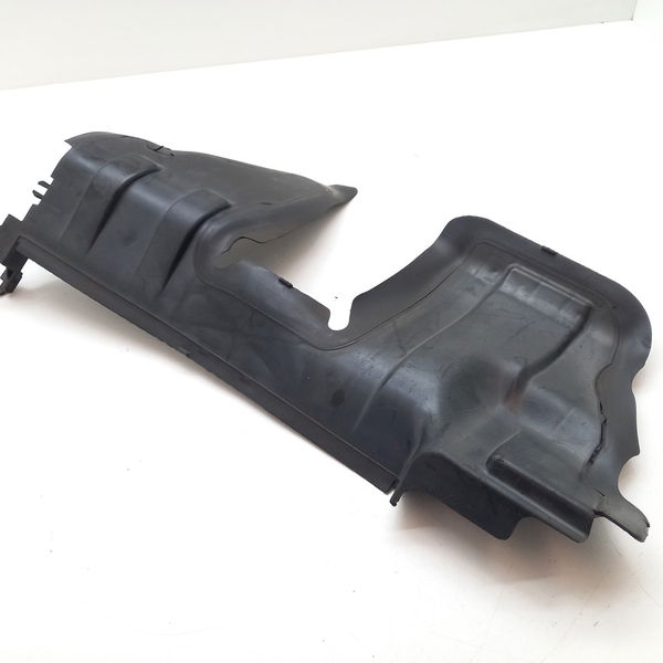 Defletor Esquerdo Do Radiador Renault Fluence 2.0 2014