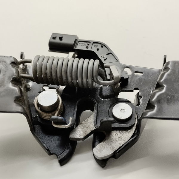 Fechadura Do Capo Nissan Kicks 1.6 Cvt 2022