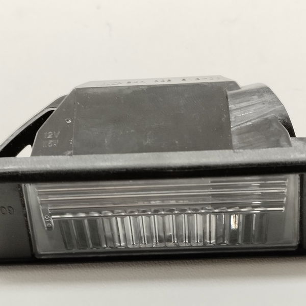Luz De Placa Nissan Kicks 1.6 Cvt 2022