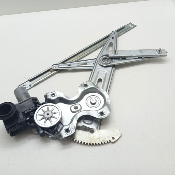 Motor Máquina De Vidro Dianteira Direita Kicks 1.6 Cvt 2022