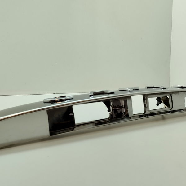Acabamento Friso Da Tampa Luz De Placa Renault Captur 2019