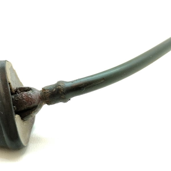 Brucutu Esguicho Da Tampa Traseira Vw Parati Cl 1.6 1994
