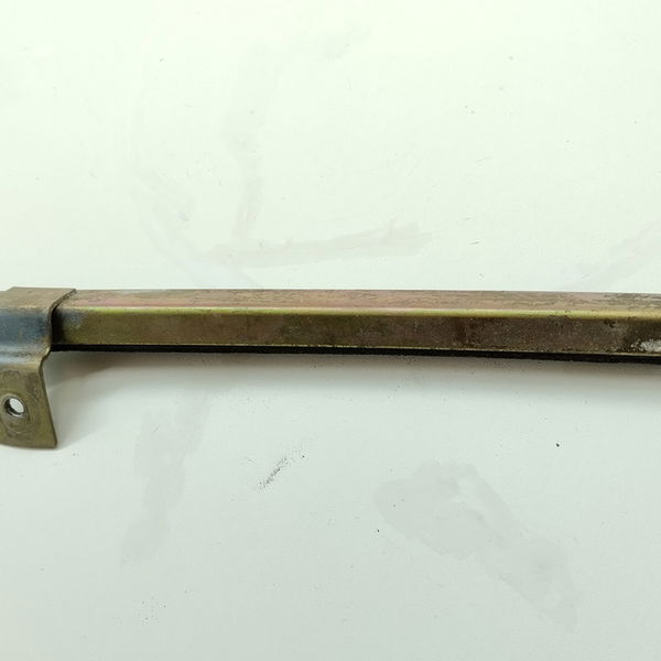 Guia Do Vidro Dianteiro Direito Vw Parati Cl 1.6 1994
