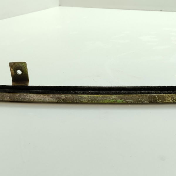Guia Do Vidro Dianteiro Direito Vw Parati Cl 1.6 1994