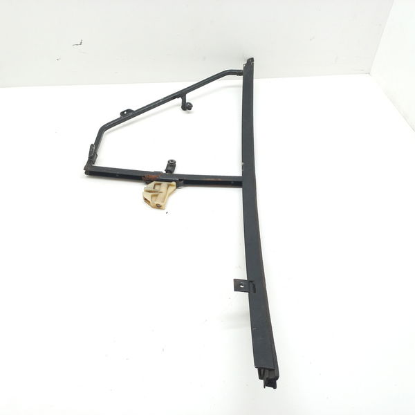 Suporte Do Quebra Vento Lado Direito Vw Parati Cl 1.6 1994
