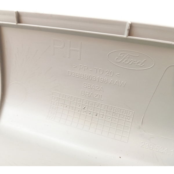 Acabamento Coluna Parabrisa Direito Ford Fiesta 2015