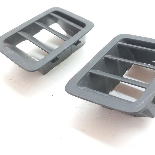 Par Difusor De Ar Lateral Painel Toyota Corolla 2.0 2012