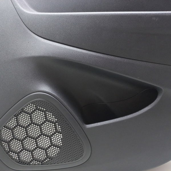 Forro Da Porta Traseira Direita Renault Captur 1.6 2019