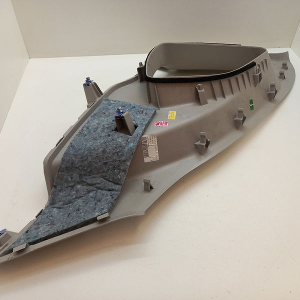 Acabamento Porta Mala Esquerdo Renault Captur 1.6 2019